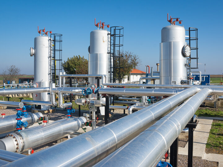 oil and gas processing plant